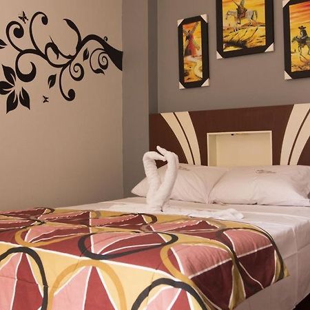 Hostal Las Fresas Lima Airport Callao ภายนอก รูปภาพ