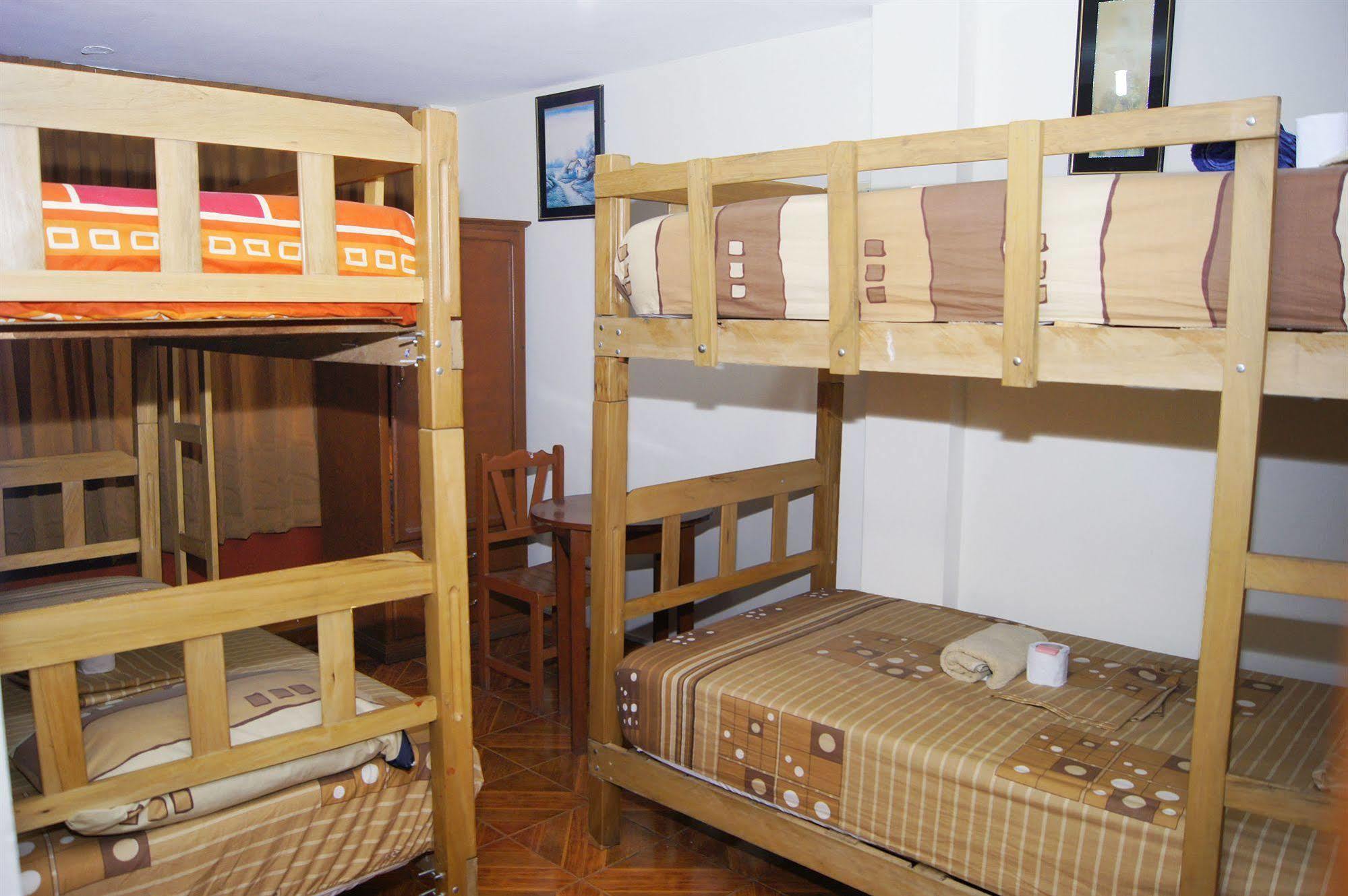 Hostal Las Fresas Lima Airport Callao ภายนอก รูปภาพ