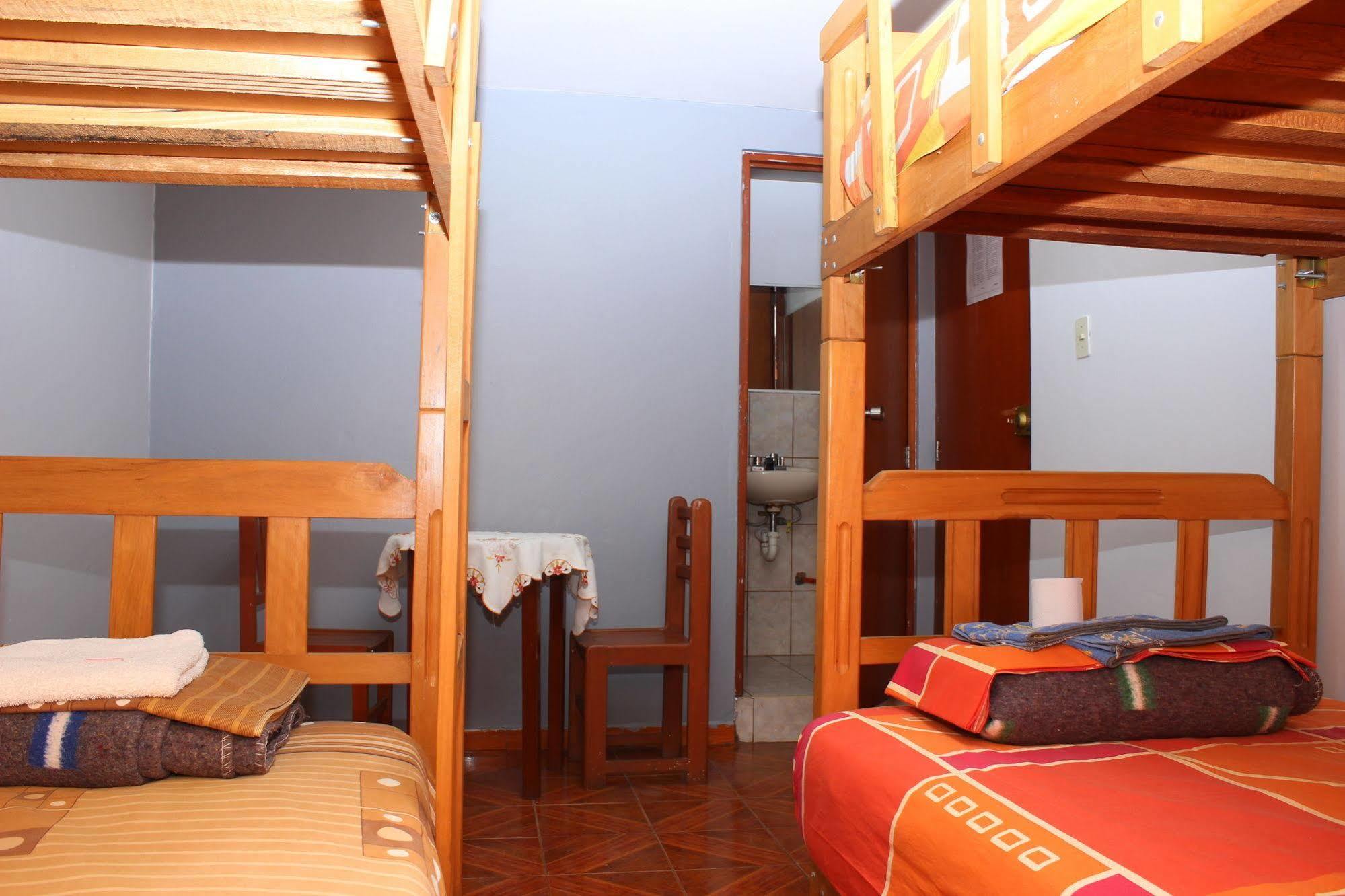 Hostal Las Fresas Lima Airport Callao ภายนอก รูปภาพ